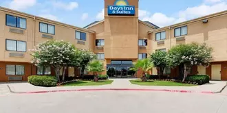 Days Inn and Suites DeSoto