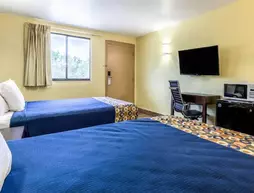 Rodeway Inn Tampa | Florida - Tampa (ve civarı) - Tampa