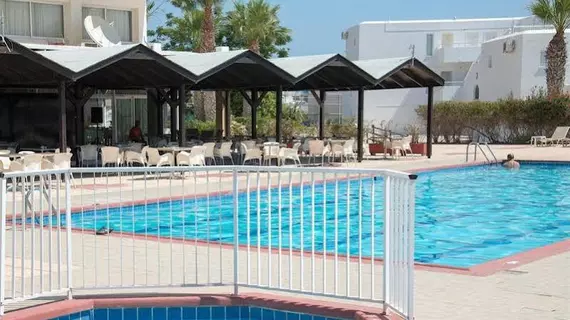 Polycarpia Hotel | Larnaka Bölgesi - Protaras