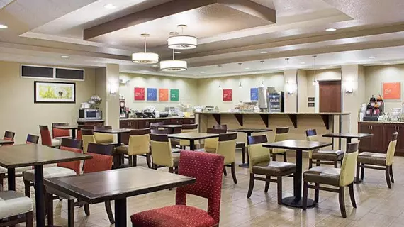 Comfort Inn Minot | Kuzey Dakota - Minot