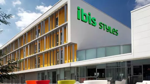 ibis Styles Nantes Reze Aéroport | Pays de la Loire - Loire-Atlantique - Nantes (ve civarı) - Reze