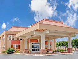 Ramada West Memphis | Arkansas - Batı Memphis (ve civarı) - Batı Memphis