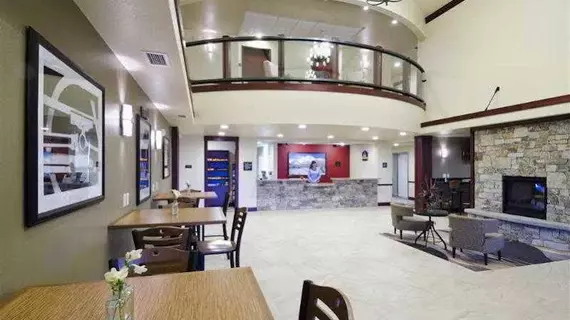 Best Western Shelby Inn & Suites | Montana - Shelby (ve civarı) - Shelby