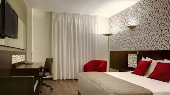 Quality Hotel Curitiba | South Region - Parana (eyaleti) - Curitiba (ve civarı) - Curitiba - Matriz