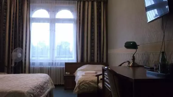 Hotel Polonia | Küçük Polonya Voyvodalığı - Krakow (ve civarı) - Krakow - Stare Miasto