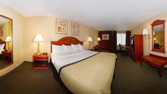 Baymont Inn and Suites Oklahoma City Airport | Oklahoma - Oklahoma City (ve civarı) - Oklahoma