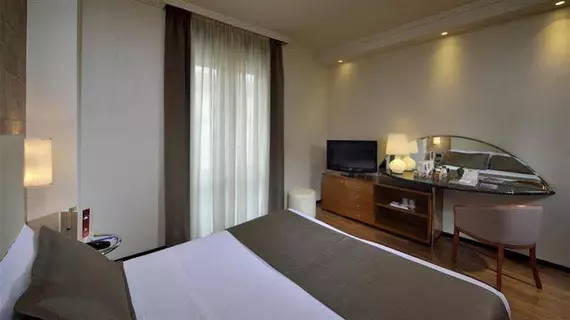 Best Western Hotel City | Lombardy - Milano (ve civarı) - Milano - Merkez İstasyonu