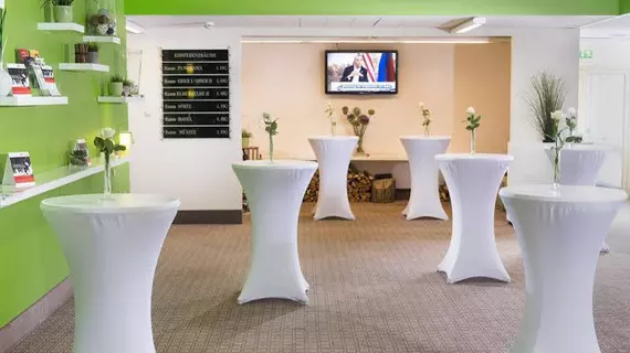 City Hotel Berlin East | Berlin (ve civarı) - Lichtenberg - Hohenschoenhausen