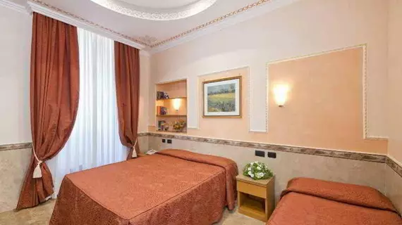 Hotel Marco Polo Rome | Lazio - Roma (ve civarı) - Roma Kent Merkezi - Rione XVIII Castro Pretorio