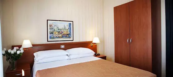 Hotel Dei Fiori | Lombardy - Milano (ve civarı) - Milano - Navigli