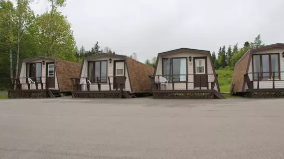 Cabot Trail Motel | Nova Scotia - Baddeck