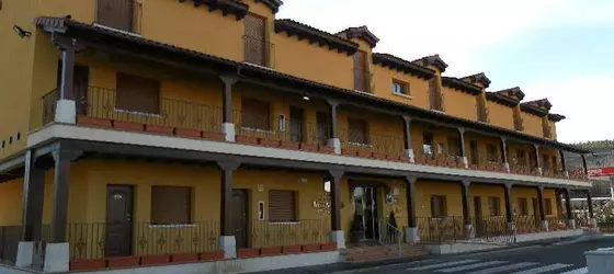 Hotel Milagros Rio Riaza | Kastilya ve Leon - Burgos İli - Ribera del Duero - Milagros