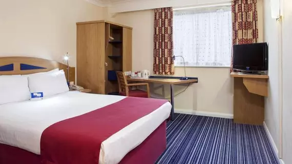 Holiday Inn Express Portsmouth Gunwharf Quays | Essex (kontluk) - Güney Sahili