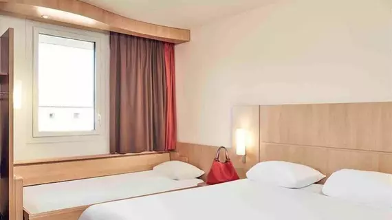 Hôtel ibis Aix en Provence | Provence - Alpes - Cote d'Azur - Bouches-du-Rhone (bölge) - Aix-en-Provence (ve civarı) - Aix-en-Provence