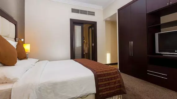 Flora Park Deluxe Hotel Apartments | Dubai - Deira