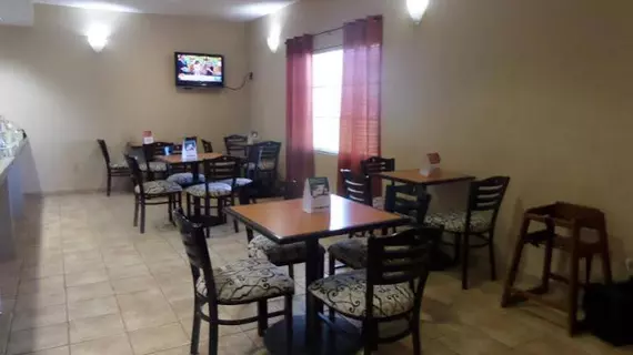 Quality Inn & Suites | Louisiana - Lake Charles (ve civarı) - Lake Charles