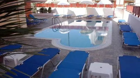 Daisy Hotel Apartments | Girit Adası - Rethimnon (bölge) - Rethimnon