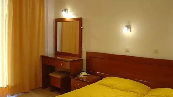 Golden Sands Hotel | İyon Adaları - Korfu - Lefkimmi