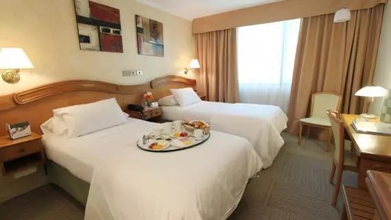 Hotel Torremayor Lyon | Santiago - Santiago (ve civarı) - Providencia