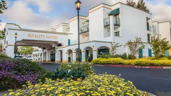 Quality Suites Central Coast | Kaliforniya - San Luis Obispo (ve civarı) - San Luis Obispo