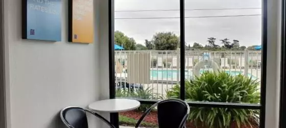 Motel 6 San Luis Obispo North | Kaliforniya - San Luis Obispo (ve civarı) - San Luis Obispo