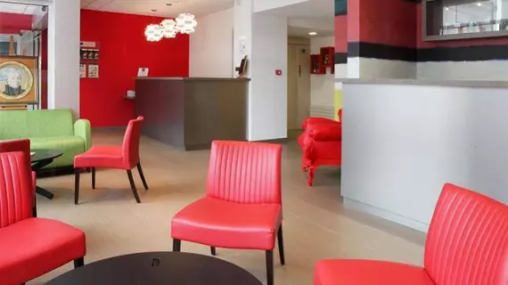 Ibis Styles Clermont Ferrand Gare | Auvergne-Rhone-Alpes - Puy-de-Dome (bölge) - Clermont-Ferrand