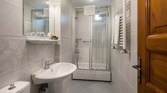 Hotel Sari Konak |  Istanbul  - Fatih - Sultanahmet