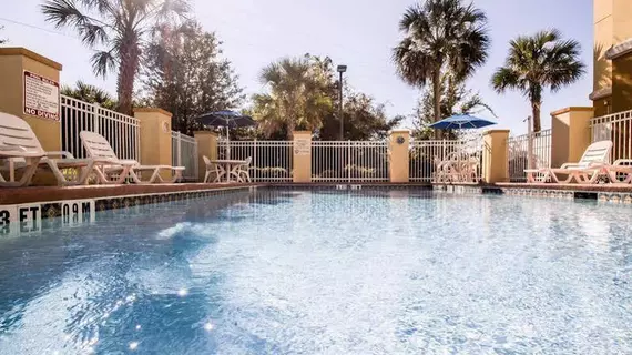 Comfort Suites Orlando | Florida - Orlando (ve civarı) - Orlando