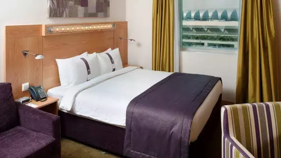 Holiday Inn Express Dubai Airport | Dubai - Dubai