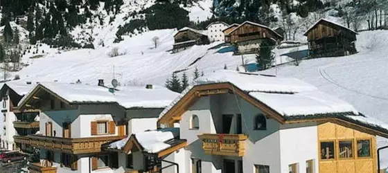 Pensione Valbona | Trentino-Alto Adige - Güney Tirol (il) - Corvara in Badia