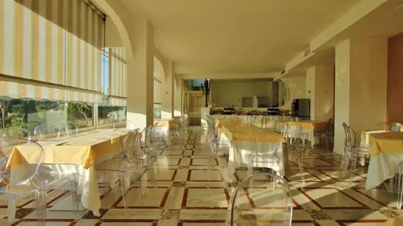 Hotel Baia Azzurra | Sicilya - Messina (vilayet) - Taormina Sahili - Taormina - Mazzaro