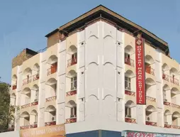 Hotel Sri Nanak Continental | Batı Delhi - Ulusal Eyalet Başkenti Delhi - Delhi (ve civarı) - Yeni Delhi - Karol Bagh