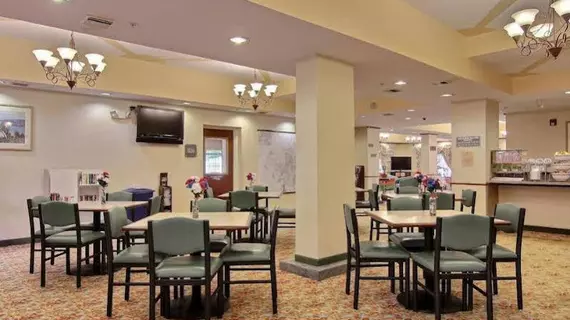 Comfort Suites Airport | Florida - Jacksonville (ve civarı) - Jacksonville