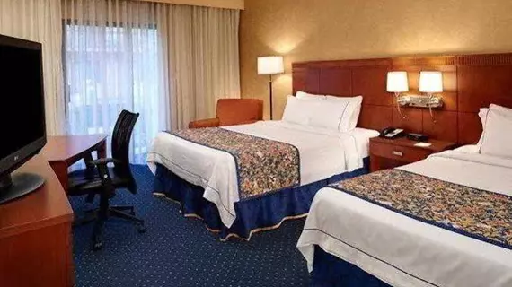 Courtyard by Marriott Detroit Metropolitan Airport Romulus | Michigan - Detroit (ve civarı) - Romulus