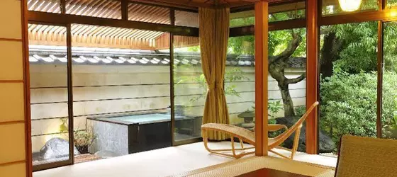 Shoheiso Ryokan | Şizuoka (idari bölge) - Izunokuni - Izu Nagaoka Japon Kaplıcası