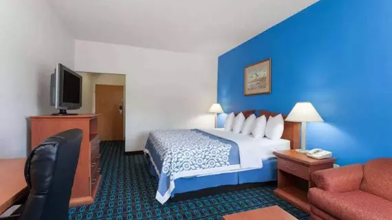 Days Inn & Suites Cambridge | Maryland - Cambridge