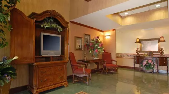 Comfort Inn & Suites Weatherford | Oklahoma - Weatherford