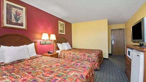 Days Inn - Torrington | Connecticut - Torrington (ve civarı) - Torrington