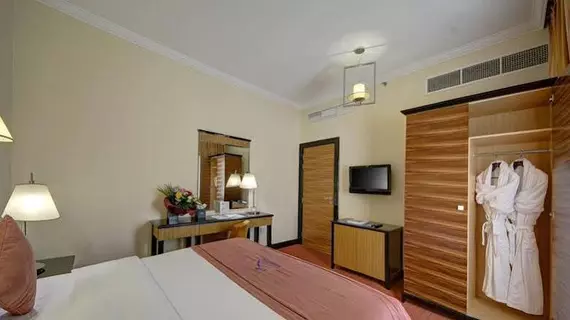 Rayan Hotel Corniche | Şarika - Sharjah