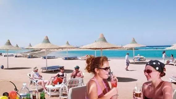 Hurghada Coral Beach Hotel | Kızıldeniz İli - Hurgada (ve civarı) - Hurgada - Village Road