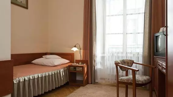 Hotel Saski | Küçük Polonya Voyvodalığı - Krakow (ve civarı) - Krakow - Stare Miasto