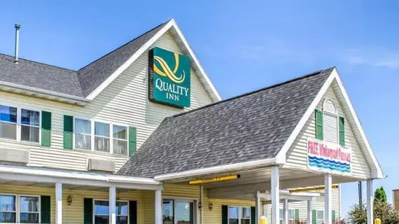 Quality Inn Mauston | Wisconsin - Wisconsin Dells (Wisconsin Vadileri) (ve civarı) - Mauston