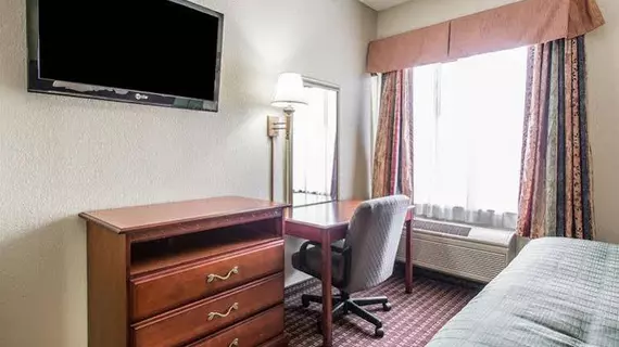 Quality Inn & Suites | Alabama - Jackson (ve civarı) - Thomasville