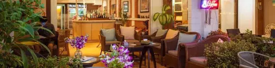 Karon Sunshine Guesthouse Bar Restaurant | Phuket (ve civarı) - Thalang