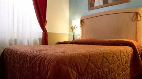 San Peter Rome B&B | Lazio - Roma (ve civarı) - Roma Kent Merkezi