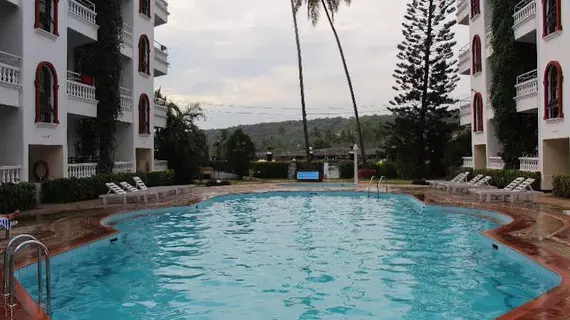 Resort Marinha Dourada | Goa - Kuzey Goa - Arpora