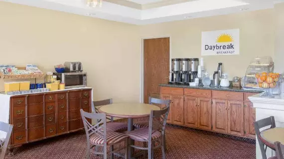 DAYS INN & SUITES POCAHONTAS | Arkansas - Pocahontas