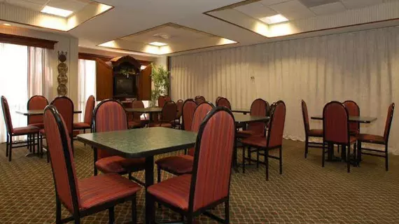 Comfort Inn & Suites Weatherford | Oklahoma - Weatherford