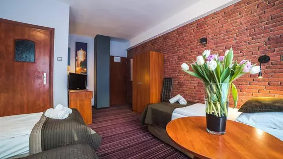 Hotel Delta | Küçük Polonya Voyvodalığı - Krakow (ve civarı) - Krakow