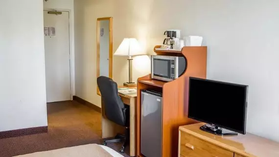 Quality Inn & Suites Longview | Washington - Kelso - Longview (ve civarı) - Longview